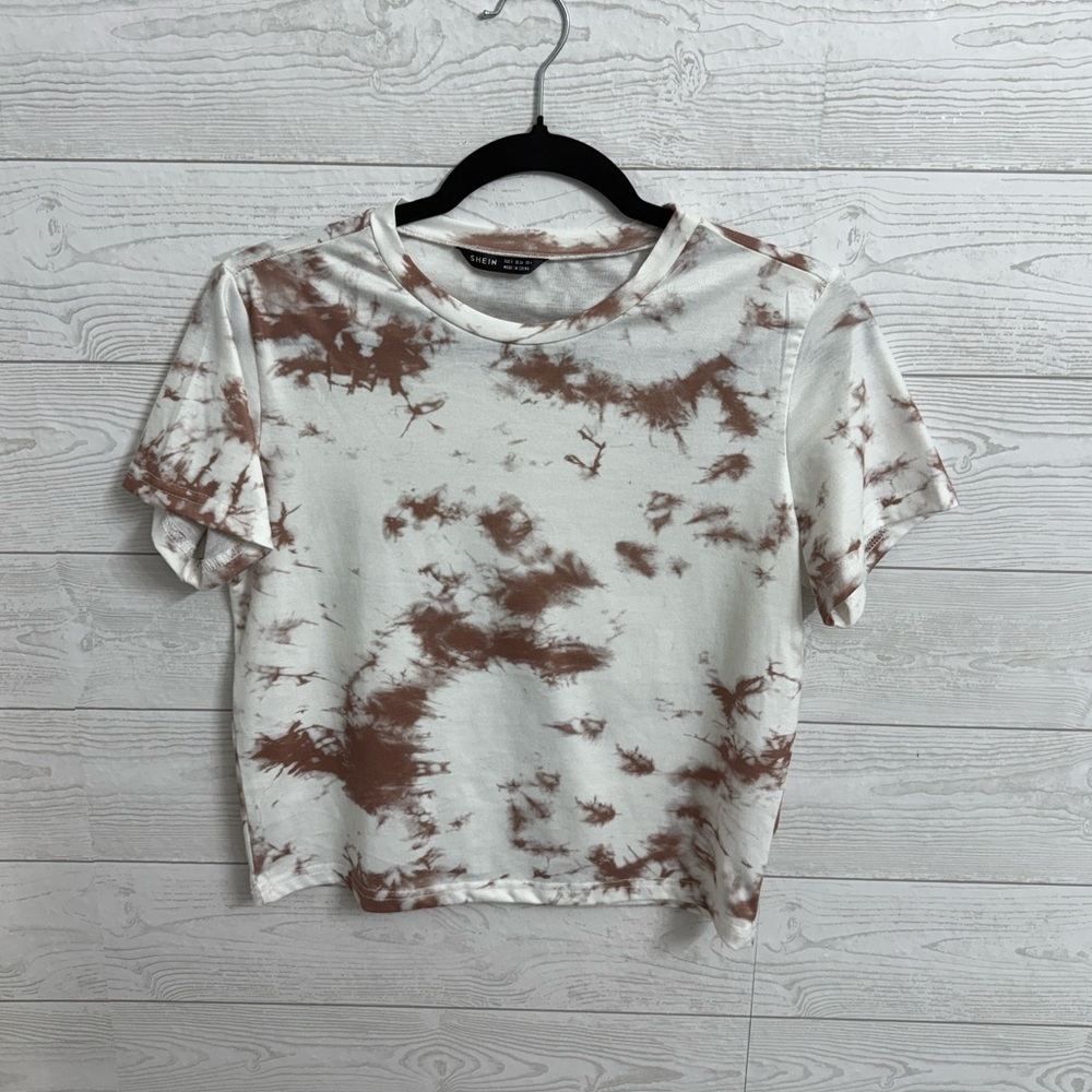 Pair Of Women’s White Cropped Short Sleeve Tee Shirts. Size S - Picture 5 of 6